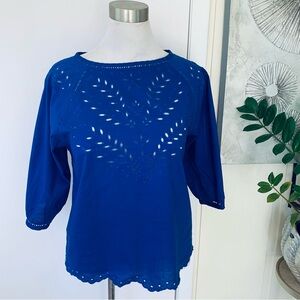 Gap 100% cotton bright blue eyelet blouse size M